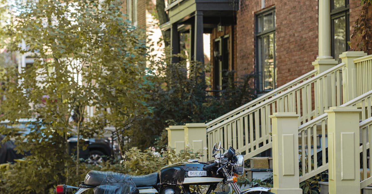 Can you build a fourplex with an FHA loan?